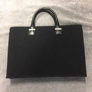 Gucci Canvas Briefcase. Model 015-3702. Black.